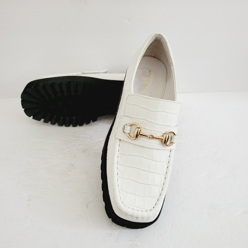 New INTENNTENTIONALLY BLANK Women’s Loafer White Croc Embossed Leather, Size 9 - Picture 7 of 9